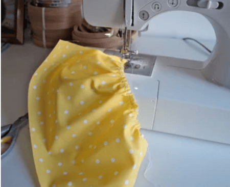 Set the length of the stitch on your sewing machine